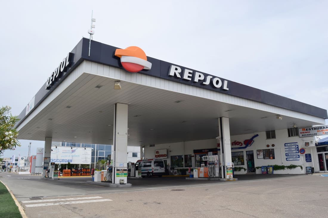 Repsol station with Meshlium Scanner technology - Smart Industry