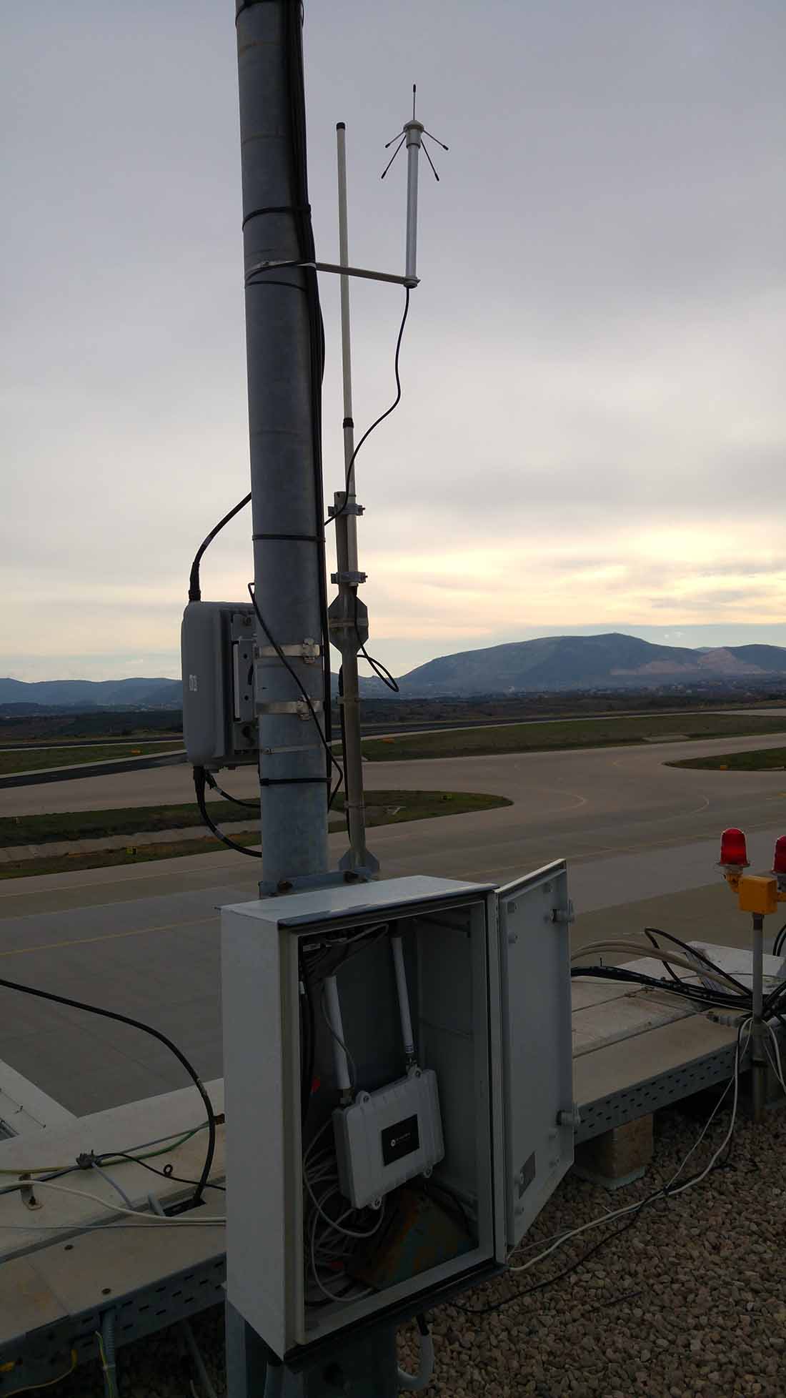 Air quality monitoring solution based on Waspmote Plug & Sense! and Meshlium Gateways